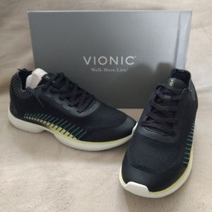 New In Box Vionic Embolden tennis shoes